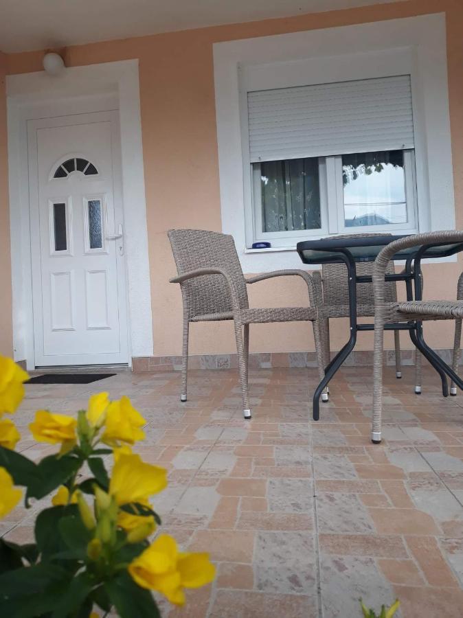 טרביניה Apartment Tanja מראה חיצוני תמונה